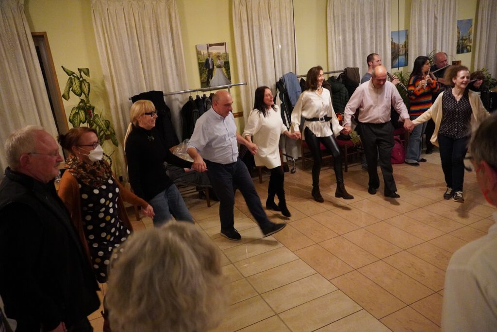 Porte´perte Musical Collective and El Filò Danza Popolare Association made of the farewell evening an unforgettable event!